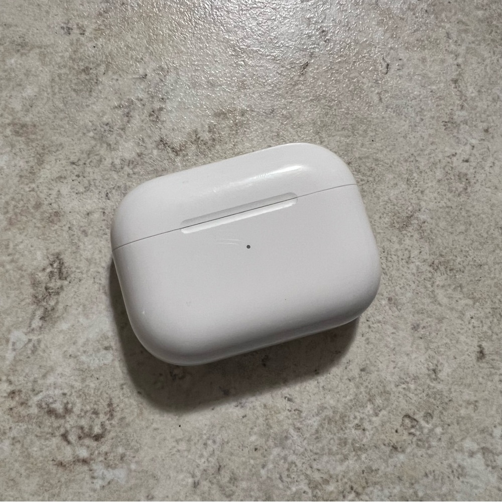 Apple AirPod pro 1st gen